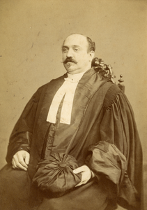 221688 Portret van mr.C.M. Blankenheym, geboren 1835, plaatsvervangend griffier bij het Provinciaal Gerechtshof van ...